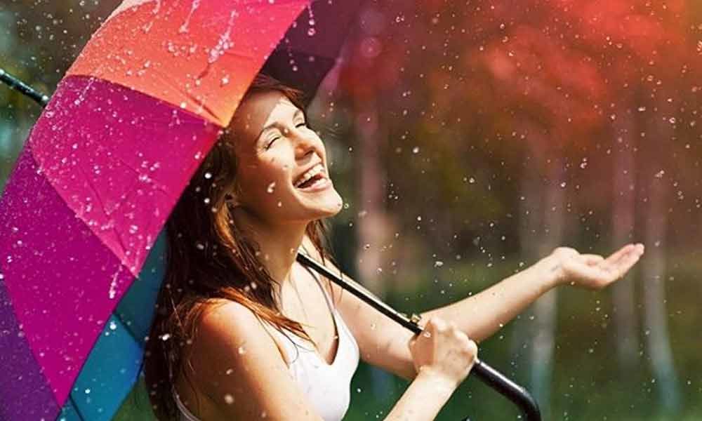 Top 5 Monsoon Skin Concerns Answered by Shahnaz Husain